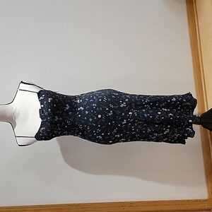 Aritzia Wilfred Bellow Midi Dress Black Floral Sz 2